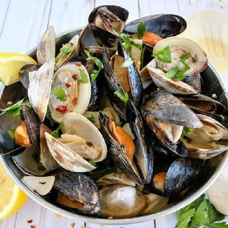 Clams / Mussels 3Pcs