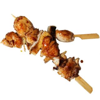80 - Yakitori brocheta de pollo