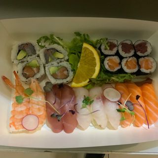 Sushi large