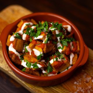 Patatas bravas