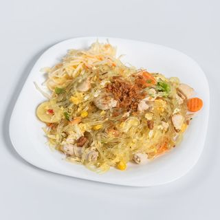 Makaron sojowy z kurczakiem