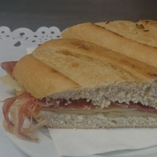 Bocadillo Catalán Especial