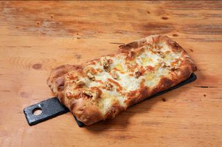 Pinsa Gorgonzola (33 Cm.)