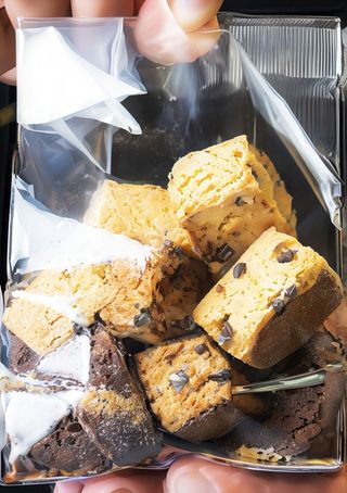 Biscotti double chocolate senza glutine latte e uova