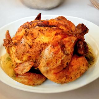 1 Pollo asado + patatas XL + alioli