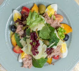 Салат "Нисуаз"