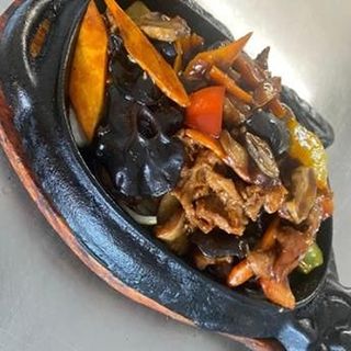Rata la placa incinsa