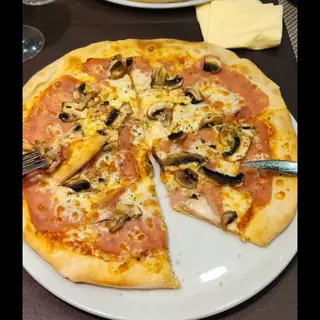 Pizza Napoli (40 Cm.)