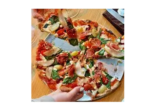 ELEBORA TU MEDI PIZZA