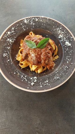 Tagliatelle Al Ragú De Carne
