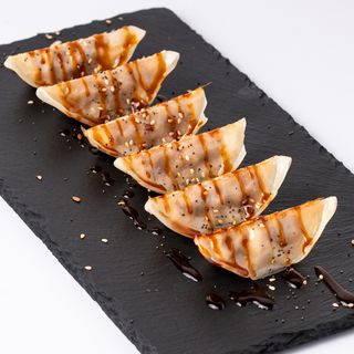 Gyozas De Verdura (6 Uds.)