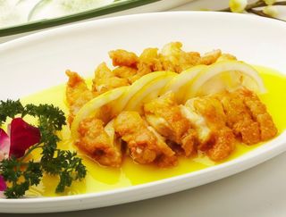 32 Pollo Con Salsa De Limón