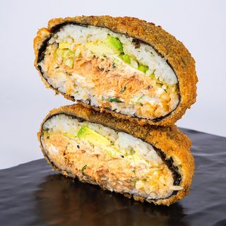 ბურგერი დამარინადებული თინუსით