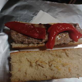 Bocadillo De Filete De Ternera Y Pimientos (Grande)