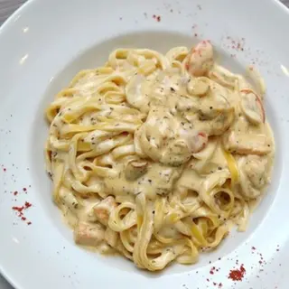 Pasta sa ćuretinom 450gr