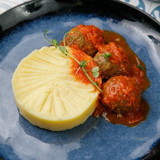 Тефтели с пюре