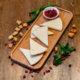 ყველი შებოლილი სულგუნი