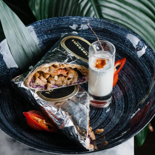 ШАУРМА з соковитою куркою та айраном 