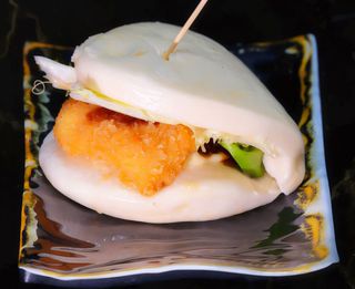 Pan Bao Con Pollo (1 Ud.)