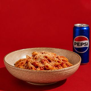 Arrabbiata pasta + Pepsi 0.33l