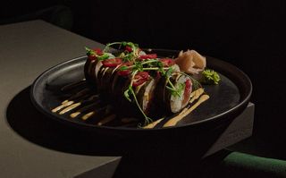 Rollo De Salmón Y Nori