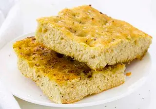 Fresh White Focarsia Bread