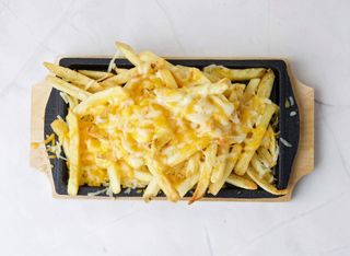 Crispers krompir sa topljenim cheddarom i hrskavom slaninom