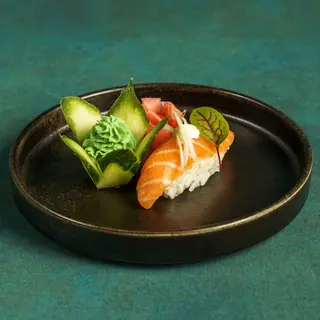 Nigiri Salmon & Mayo & Onion