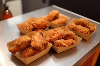 Крылышки в панировке/ Aripioare pane