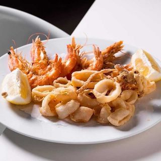 Frittura di calamari e gamberi