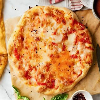 Pizza Margherita srednja 28 cm