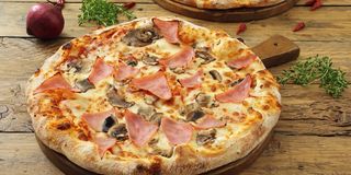 Pizza Bianca-Sauce blanche