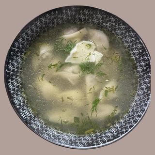 Пельмени с бульоном 