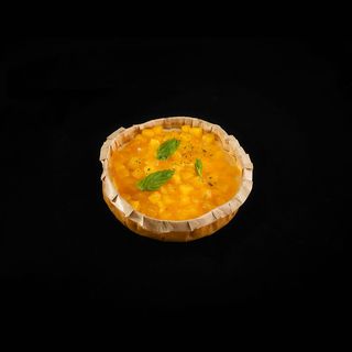 Dolce Tarta De Quesitos Y Yogurt Con Crema De Mango