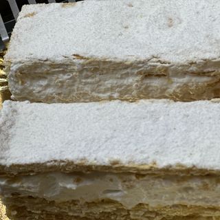 PASTEL MILHOJAS DE MERENGUE