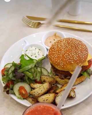 Burger Poulet au Bacon De Boeuf