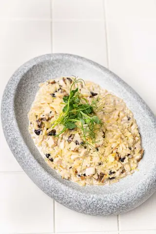 Орзо с курицей и грибами      