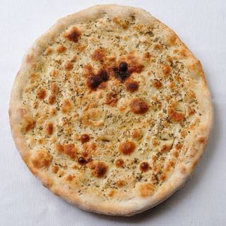 Focaccia Con Ajo Y Orégano