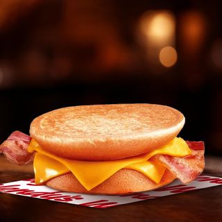 ბეკონ ტოსტი