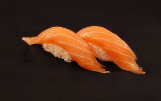 Nigiri salmone - 9 pezzi