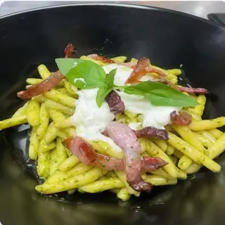 Maccherroni pesto
