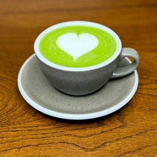 МАТЧА ЛАТЕ на рослинному молоці