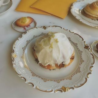 Bulka con canela y crema