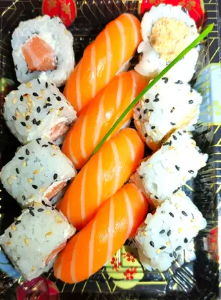 260 Sushi Box Small