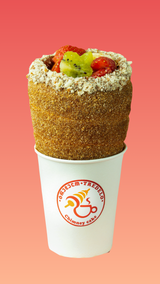 კონუსი შოკოლადით ხილით და თხილით