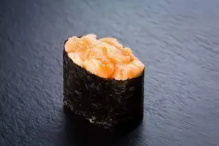 Gunkan Salmone Spicy