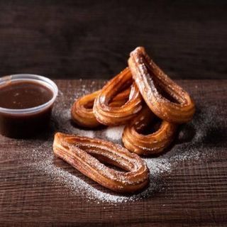 Churros com Compota de Morango