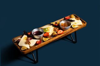 Закуска к вину