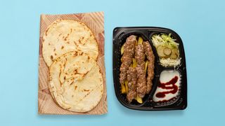 Порция Адана кебап