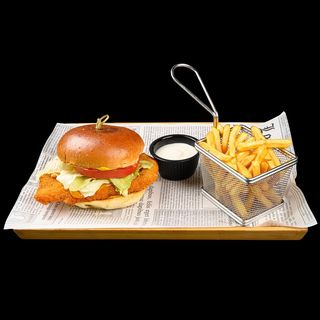 Чикън бургер (420г)